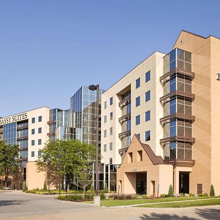 Embassy Suites By Hilton St Louis Airport Bridgeton Exteriér fotografie